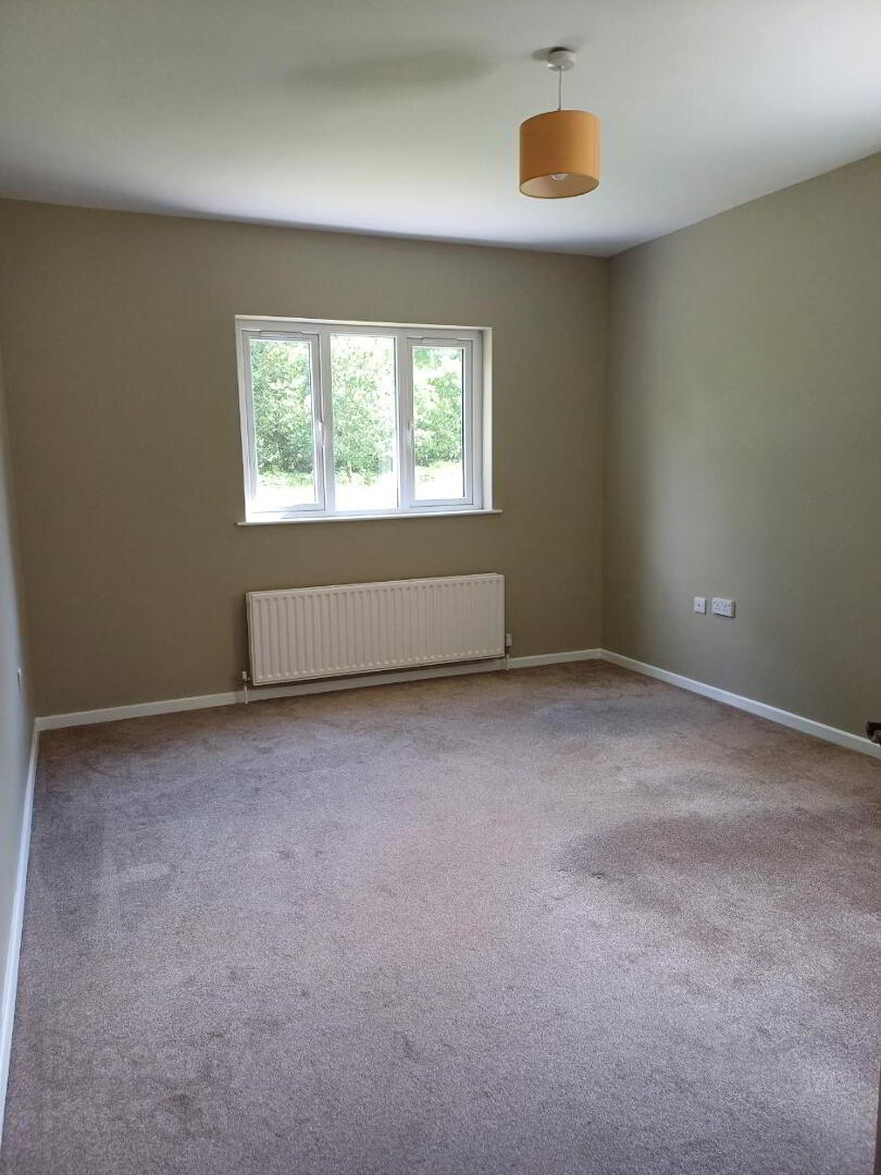 Margarets Bungalow, 9 Crom Estate 15 of 20