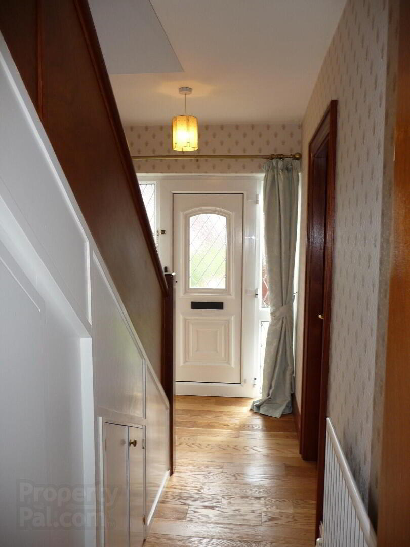 14 Dunleady Park 3 of 16