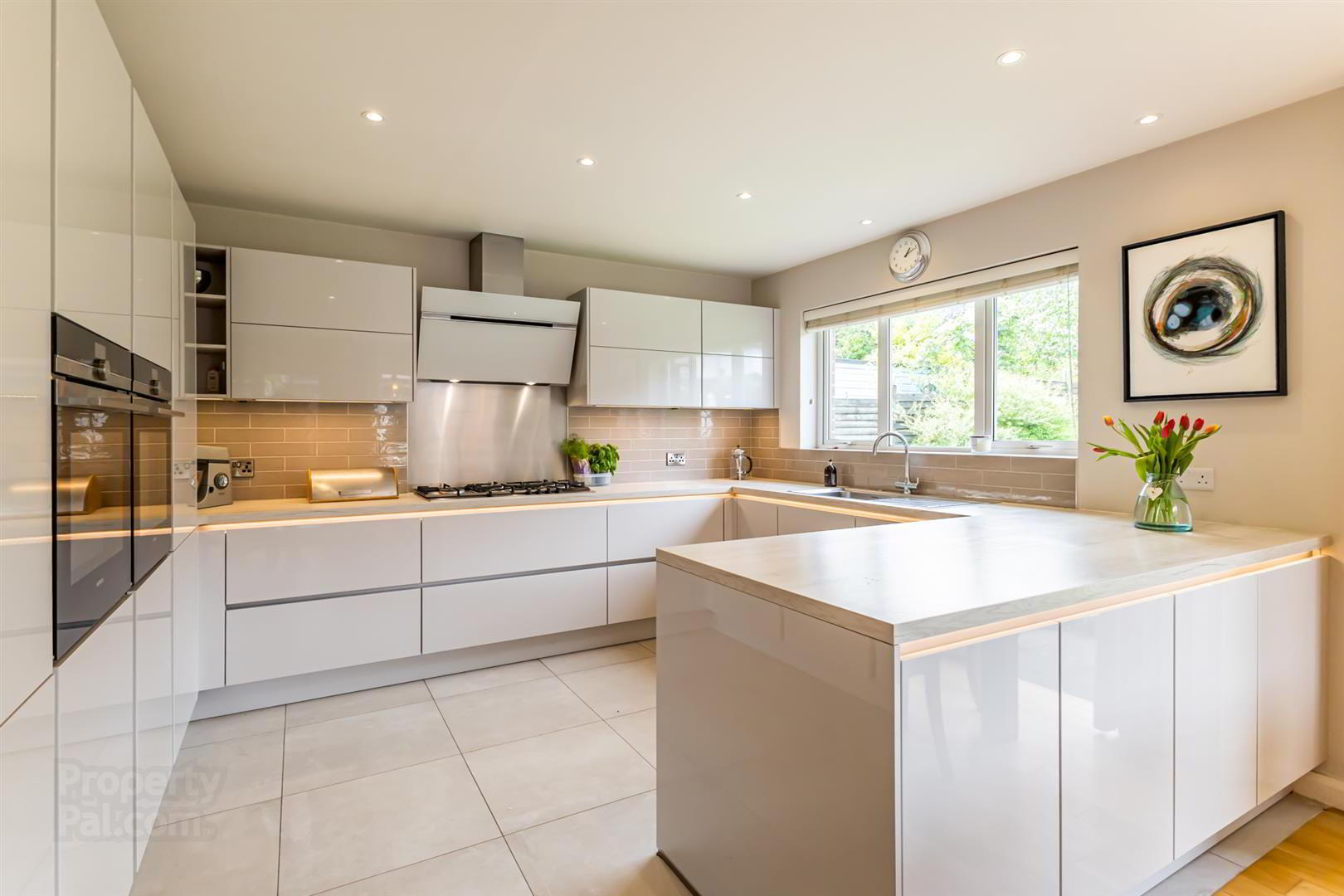 7 Castlehill Park West 15 of 42
