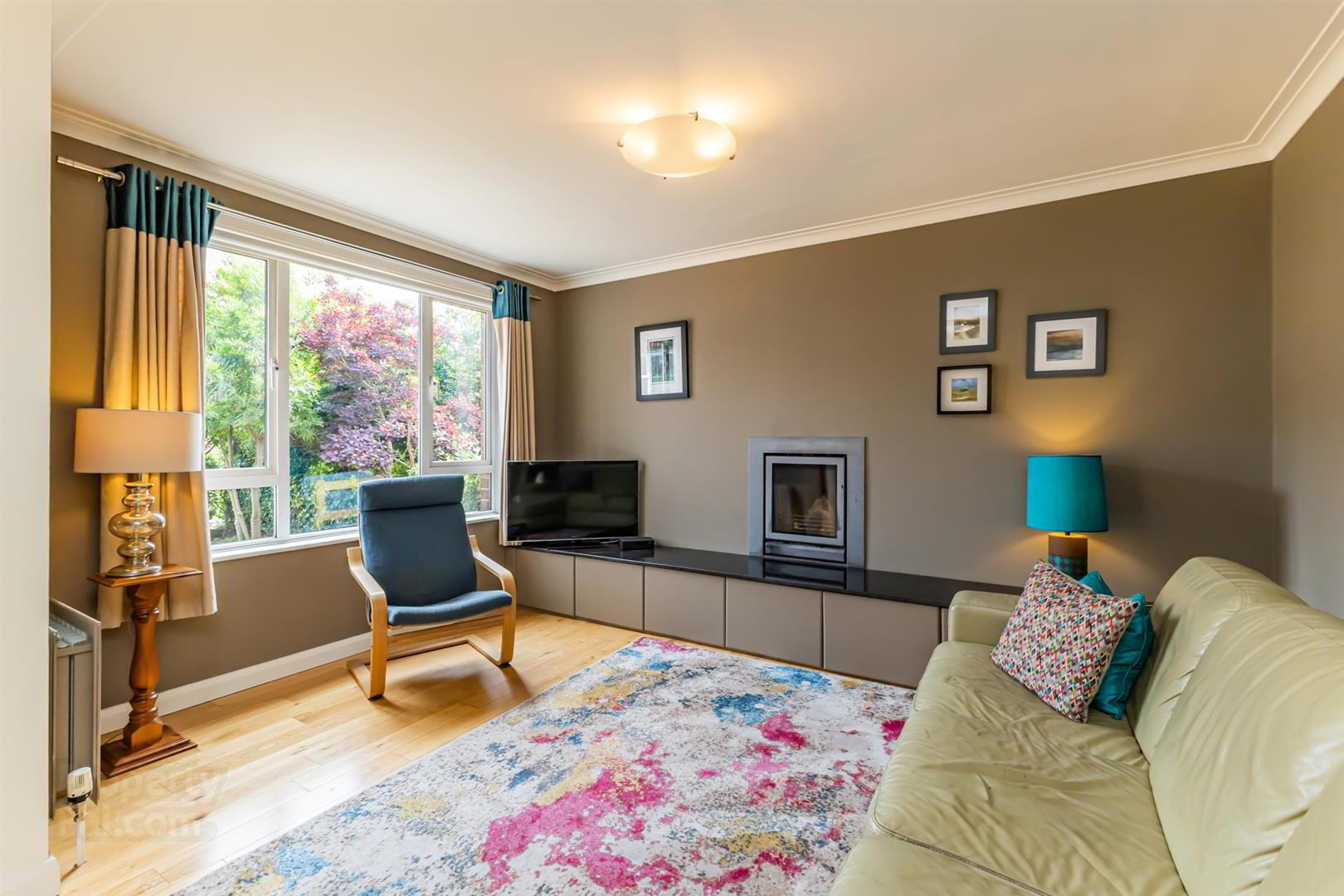 7 Castlehill Park West 9 of 42