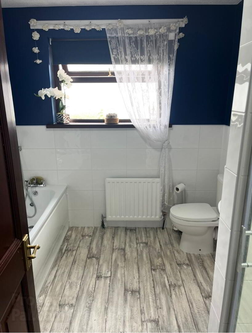 50b Woodvale Road 15 of 20