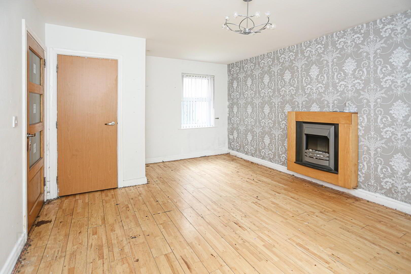 16 Glastry Court 5 of 17