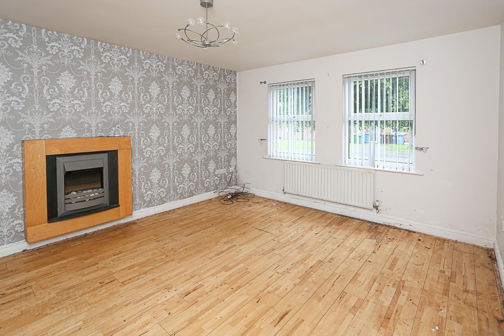 16 Glastry Court 4 of 17