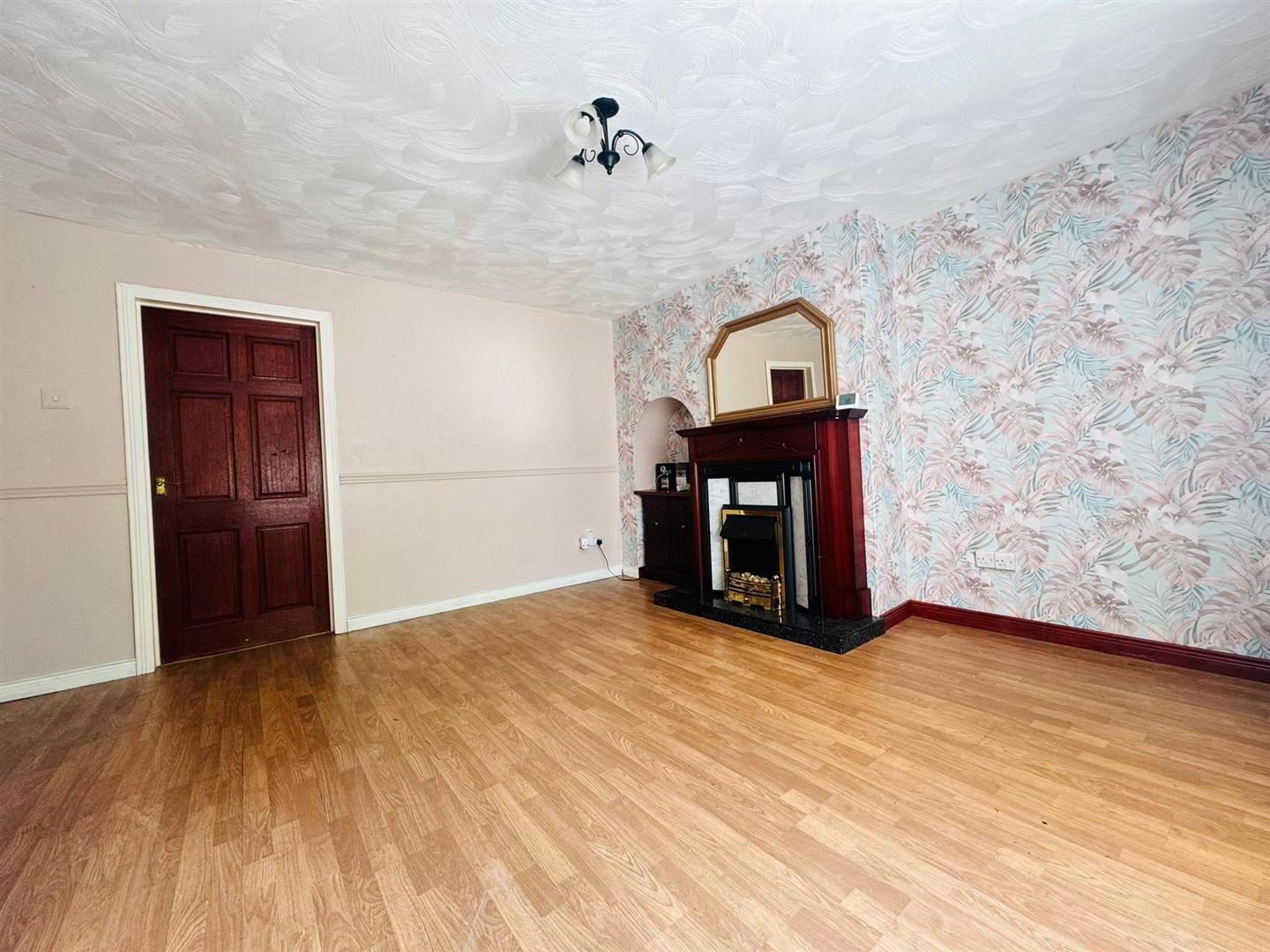 21 Ardranny Drive 2 of 11