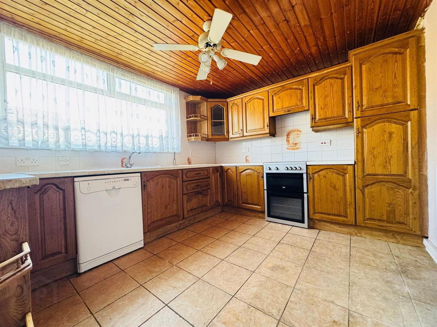 21 Ardranny Drive 3 of 11