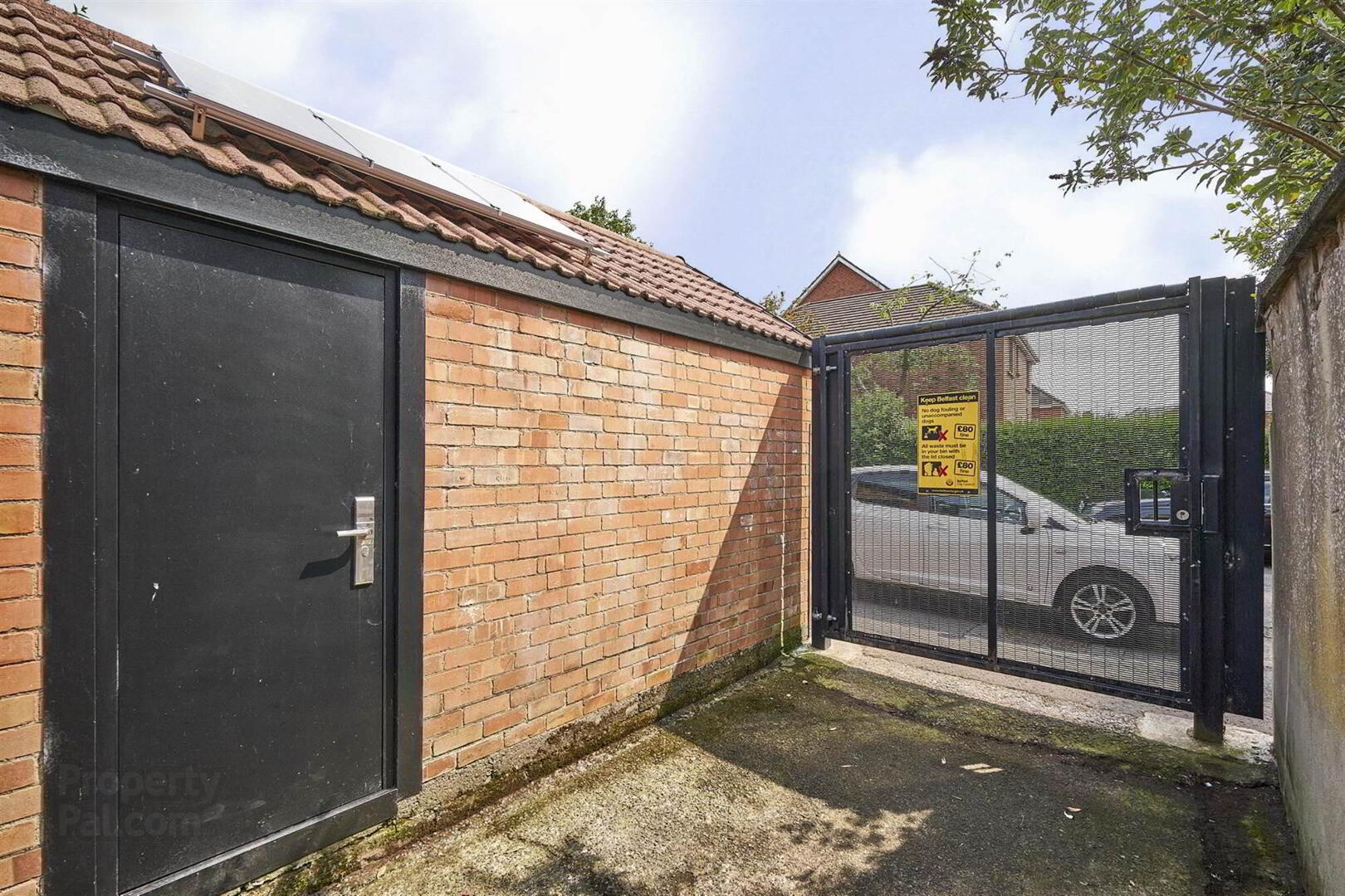 Garage @, 2 Harland Park 9 of 12