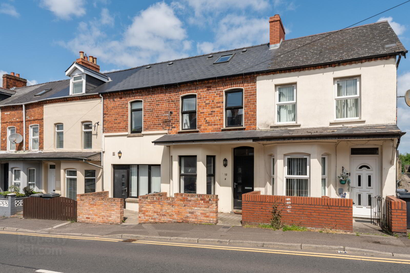 12 Pims Avenue 1 of 19