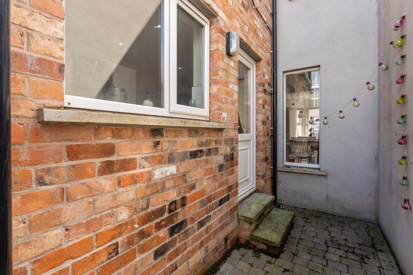 12 Pims Avenue 19 of 19