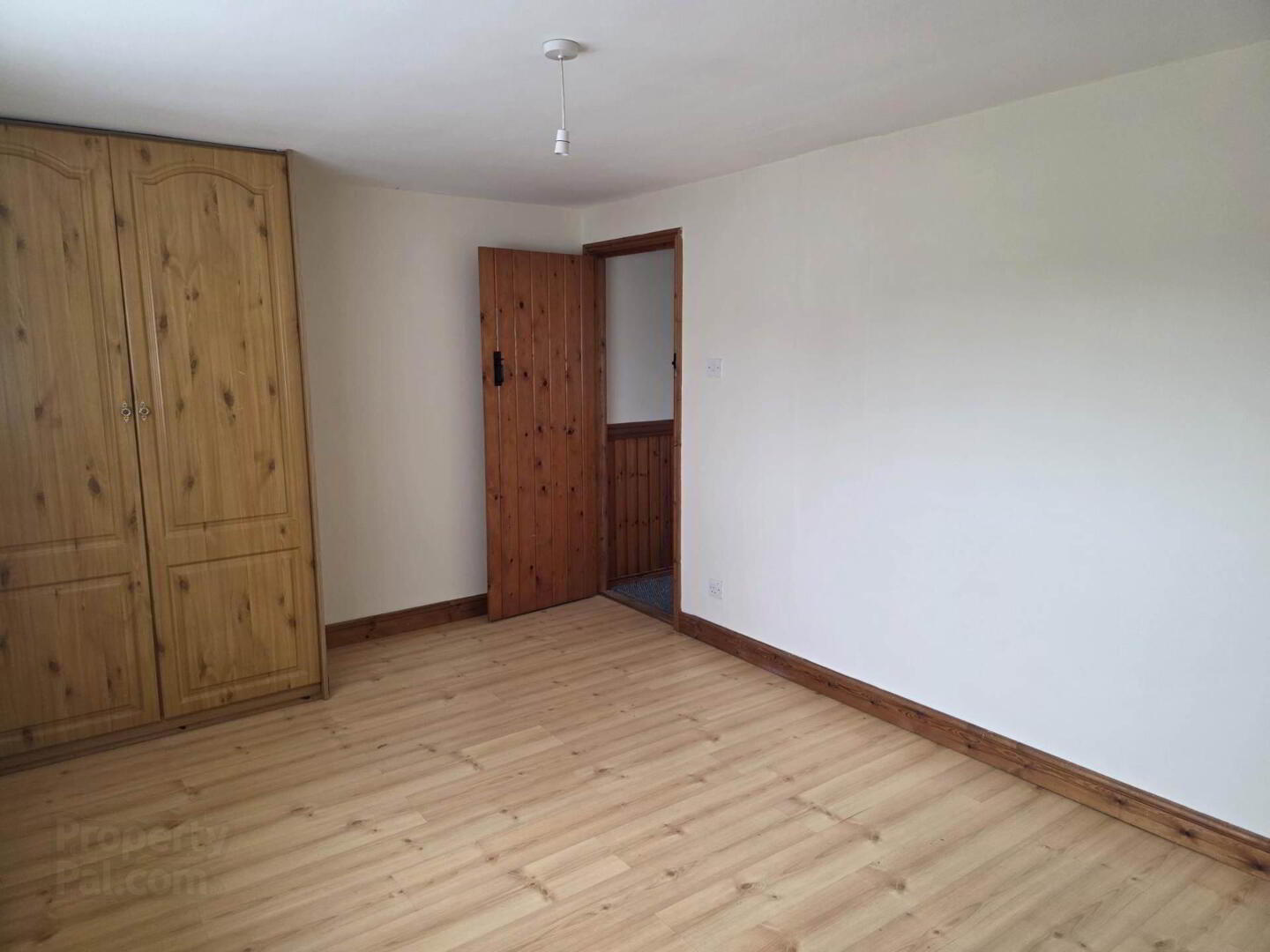 15 Woodford Mews 5 of 7