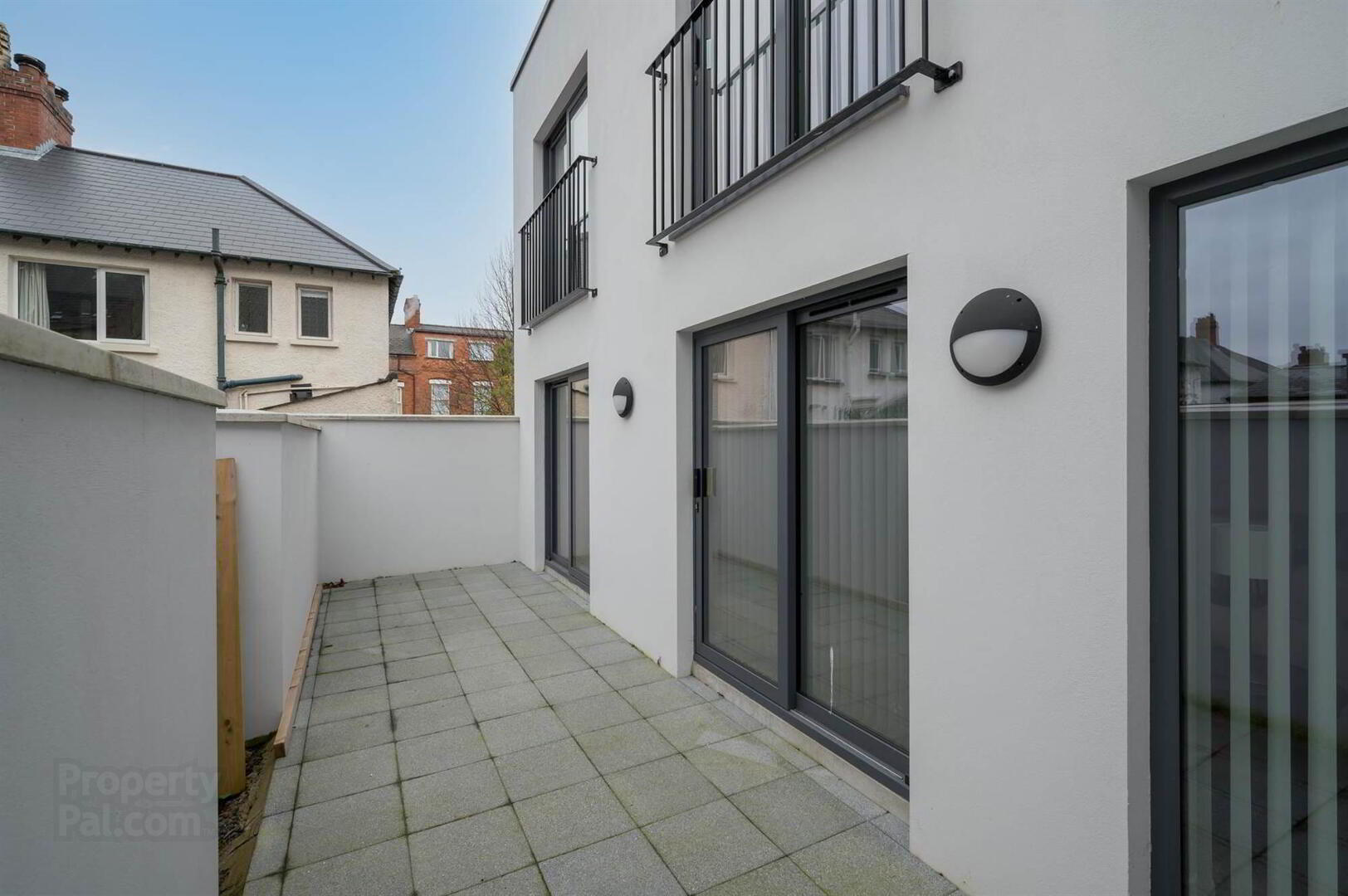 Apt 3, 41 Wellington Park 12 of 13