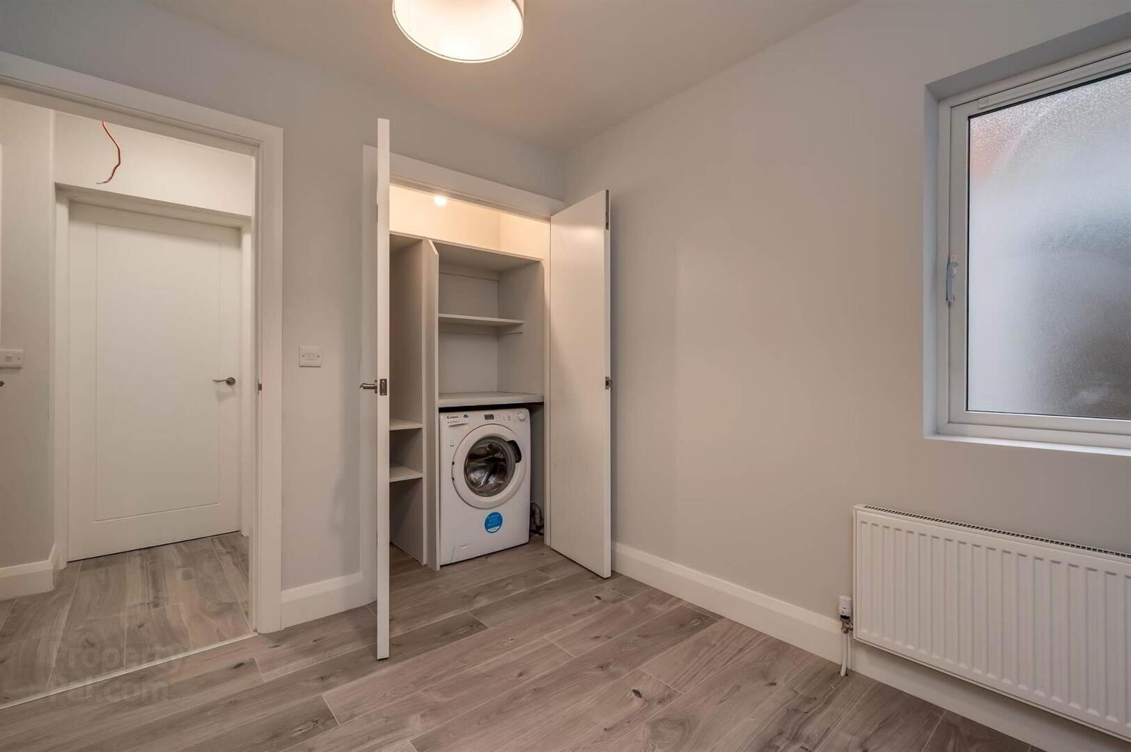 Apt 3, 41 Wellington Park 10 of 13