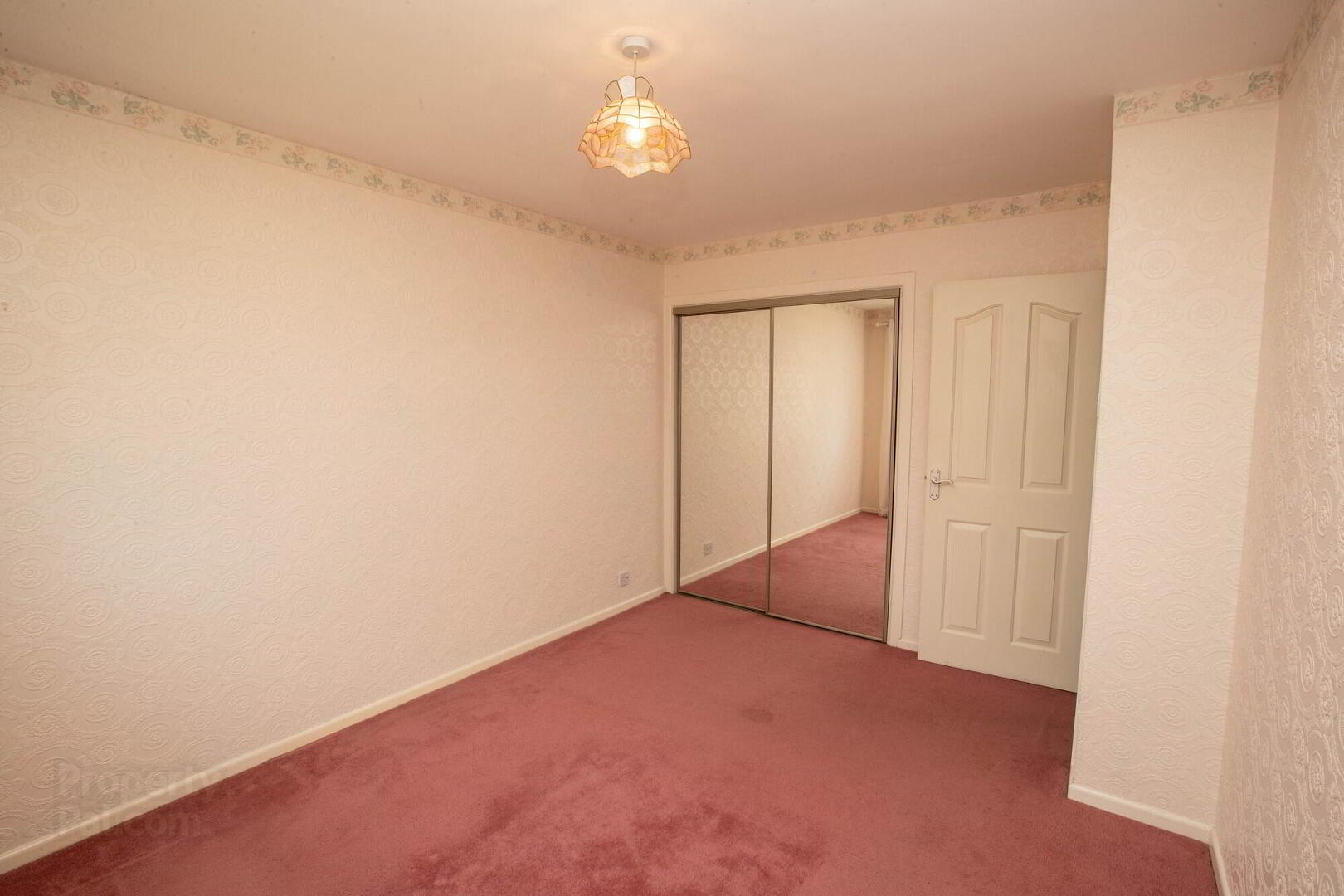 4 Marguerite Court 18 of 29