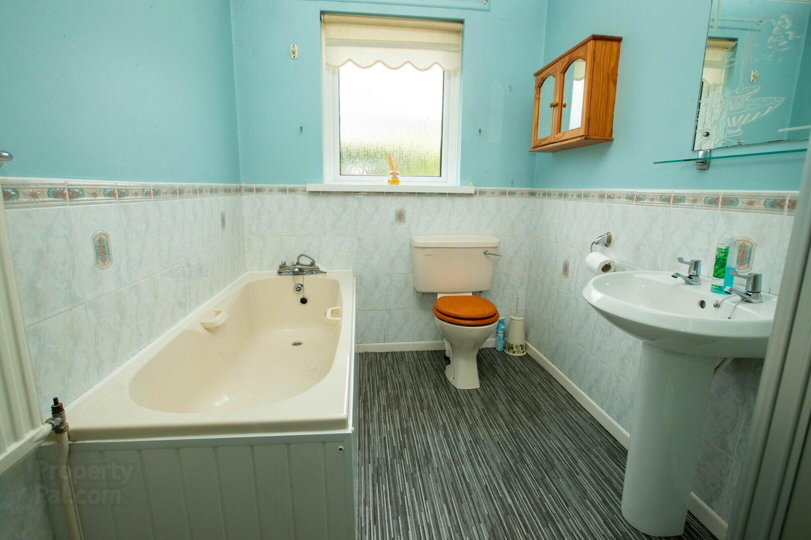4 Marguerite Court 22 of 29