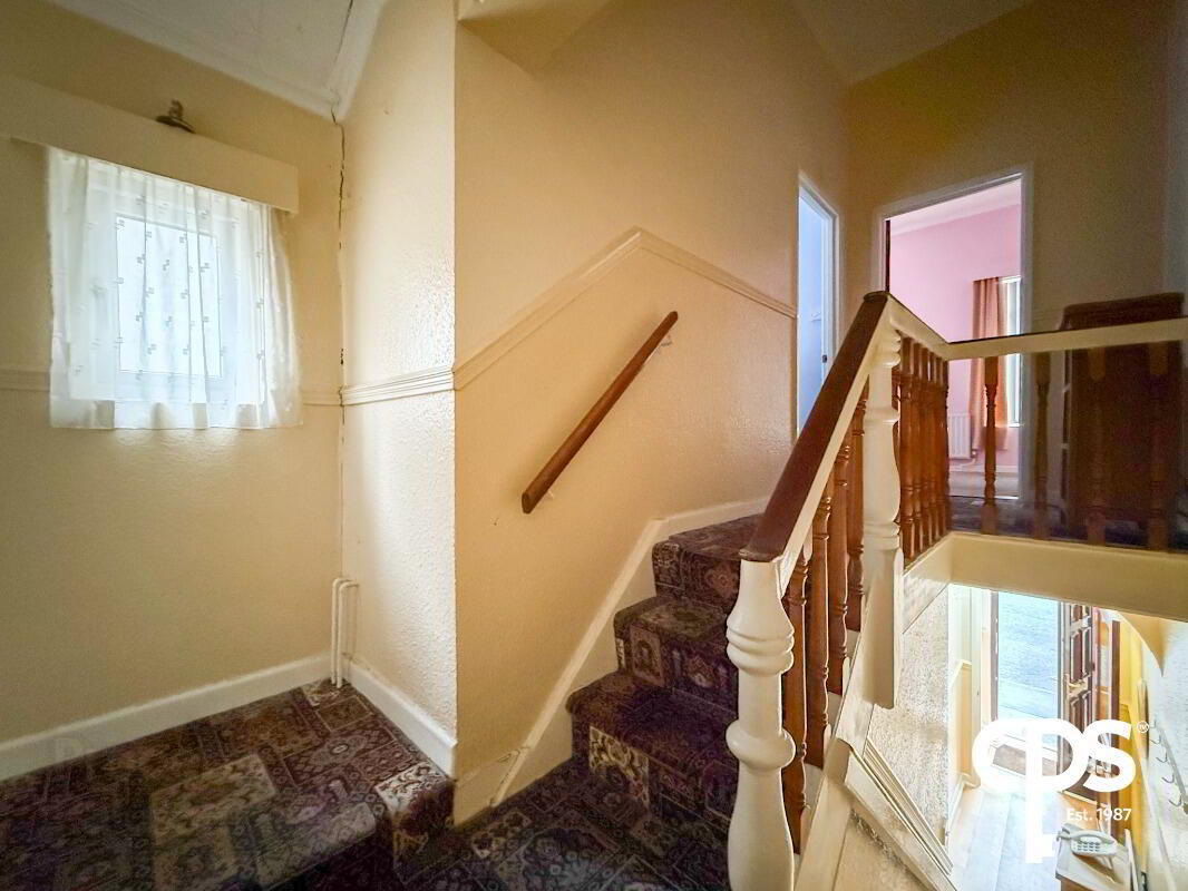 25 Edward Street 8 of 14