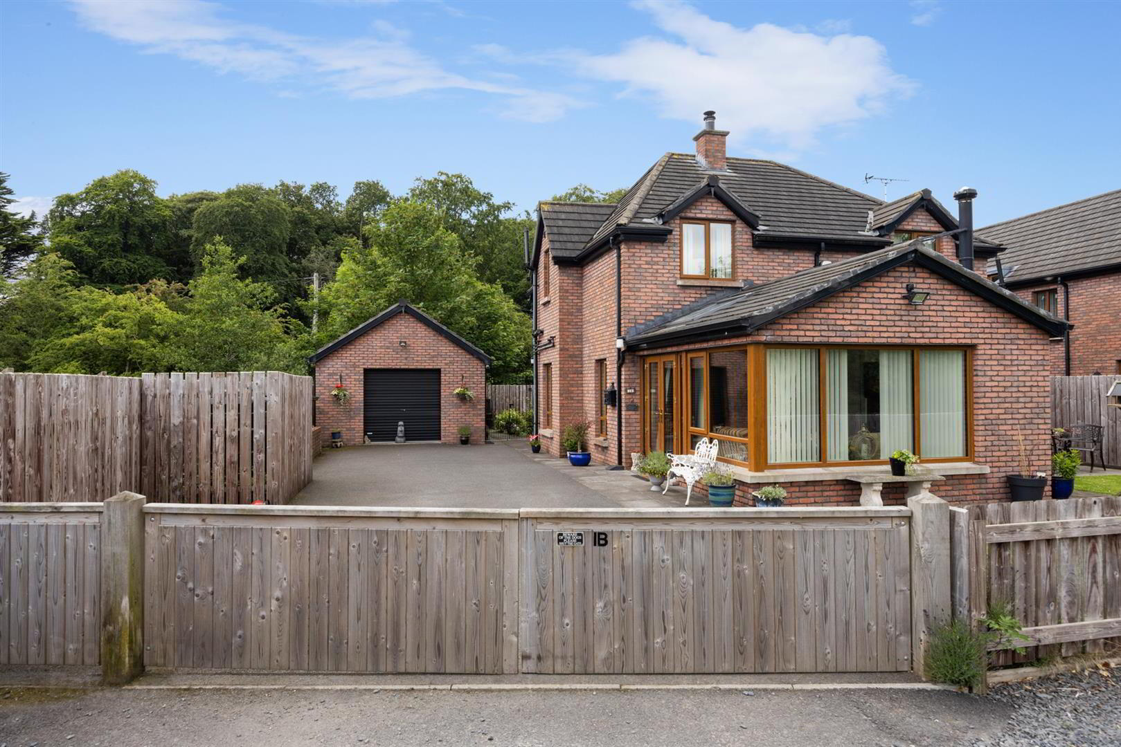 property description image