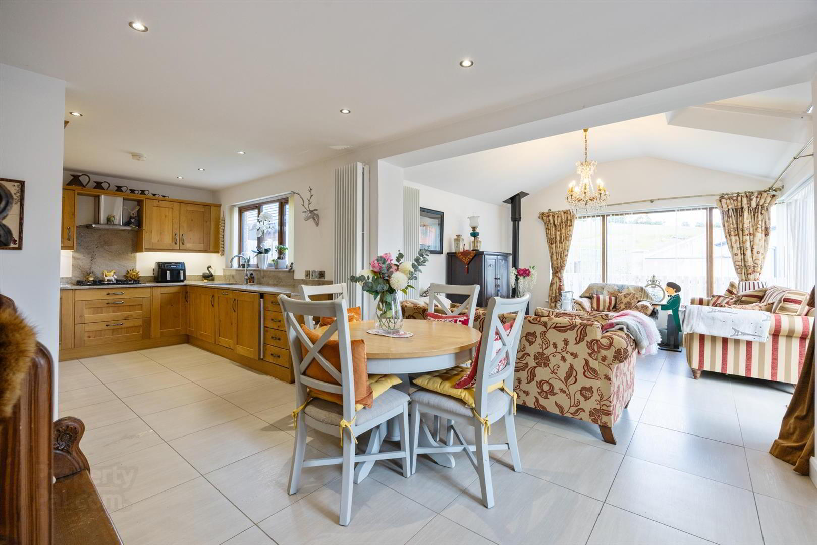 1b Rowallane Close 7 of 29