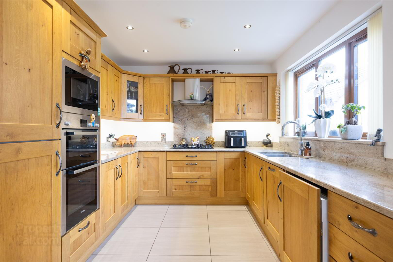 1b Rowallane Close 8 of 29