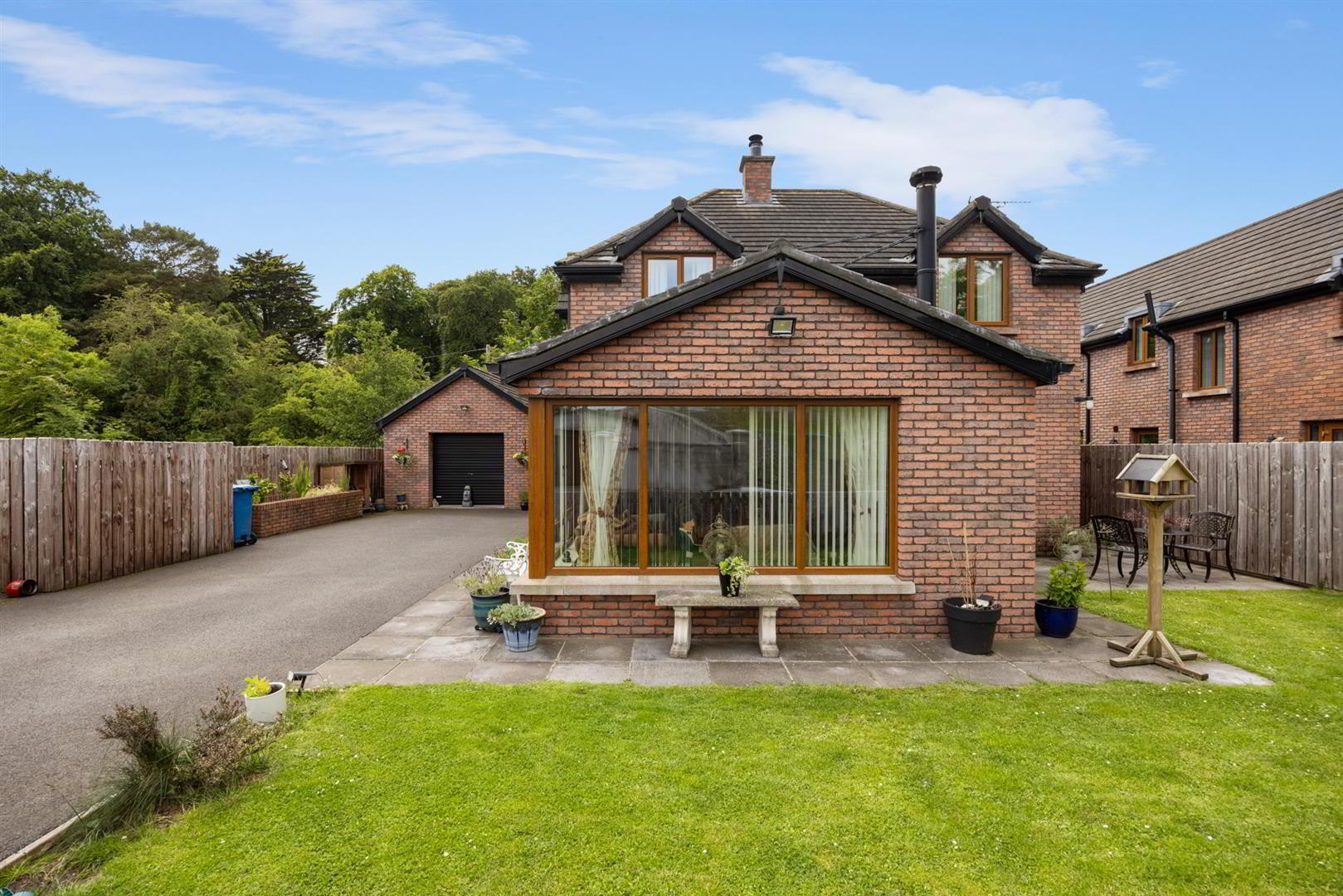 1b Rowallane Close 29 of 29