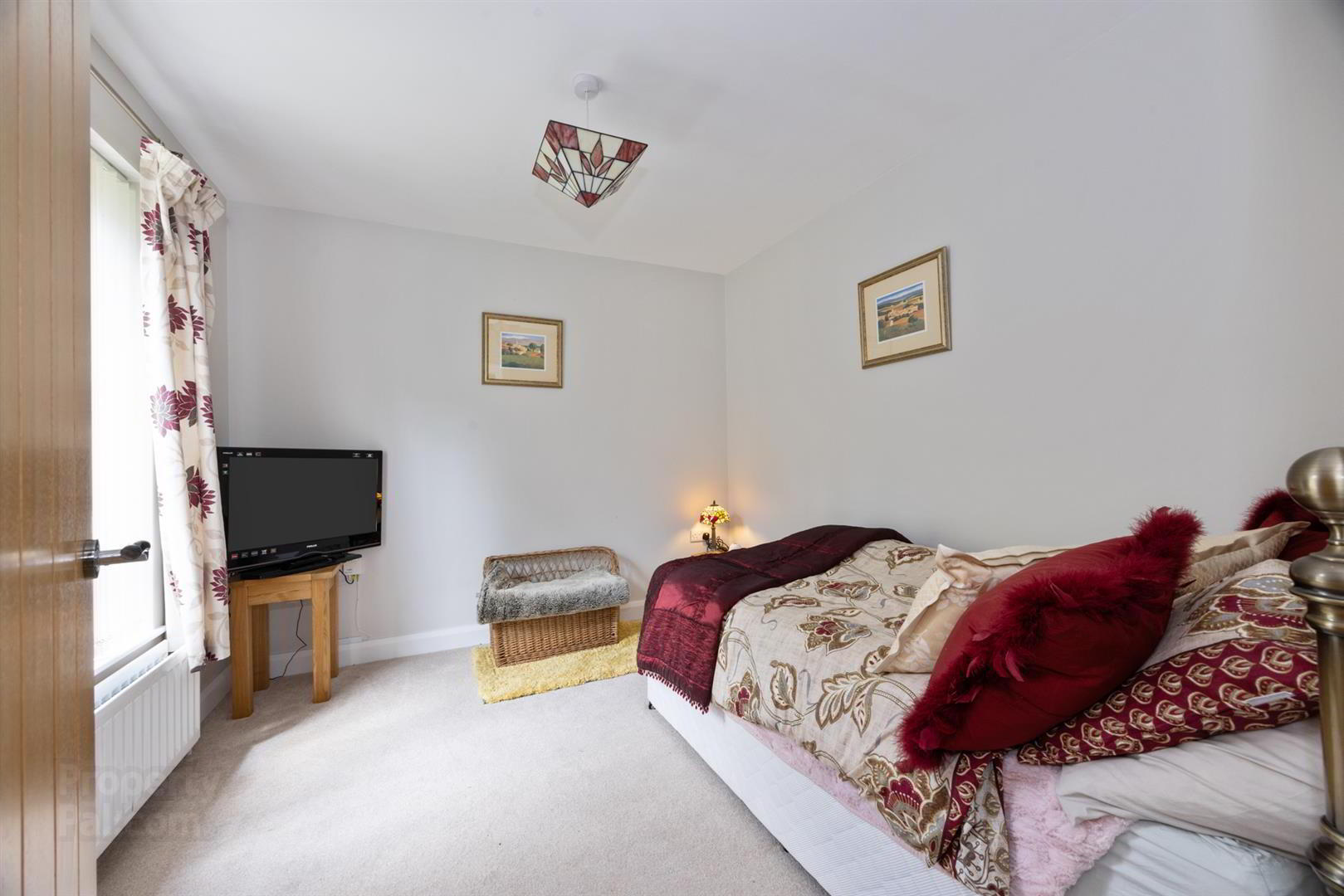 1b Rowallane Close 11 of 29