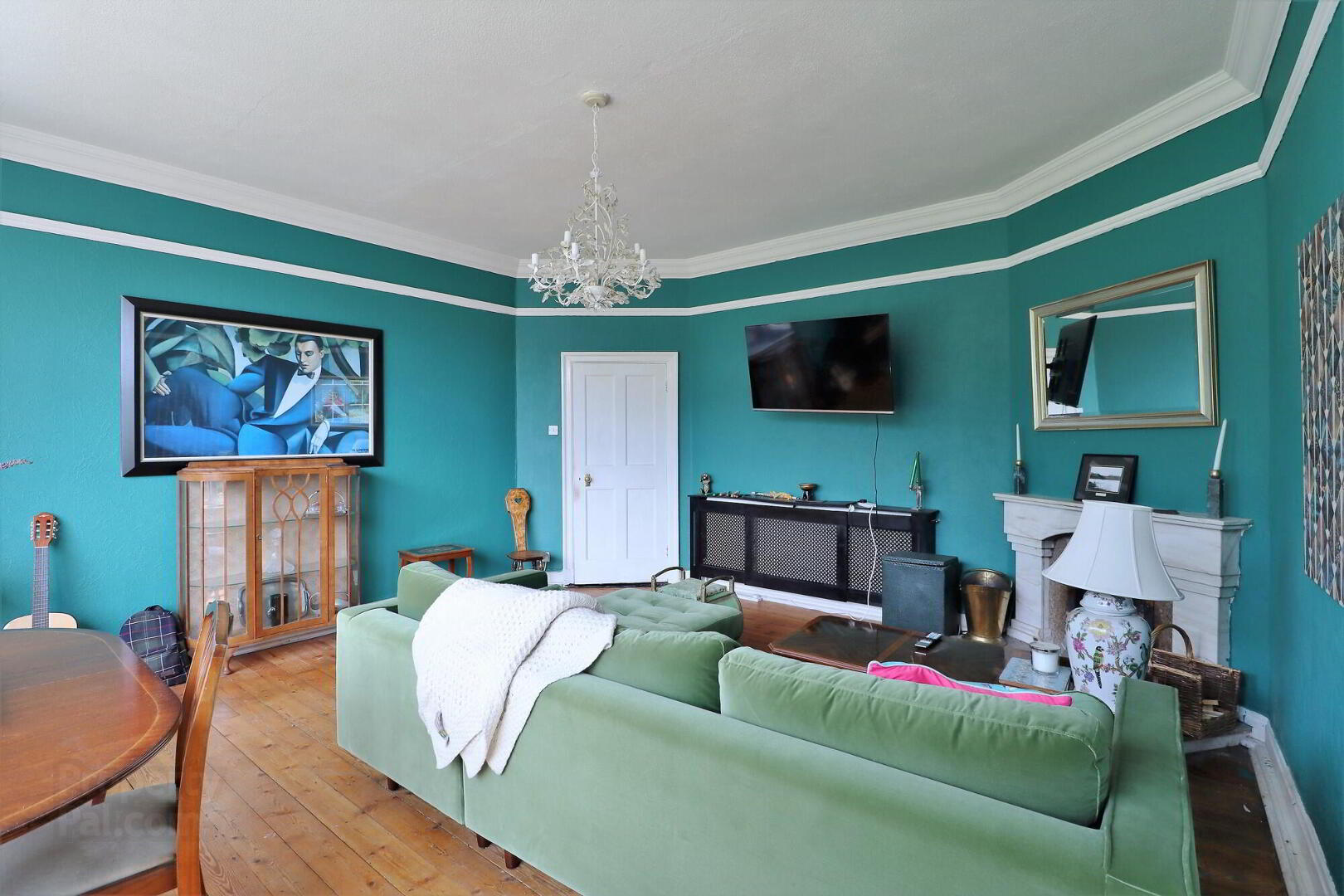 1 Kary Hill House 9 of 35