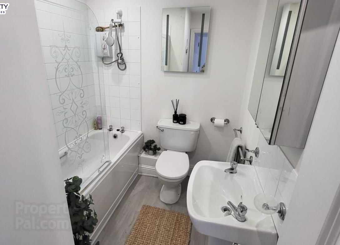 Apartment 8 Galley 8 of 19