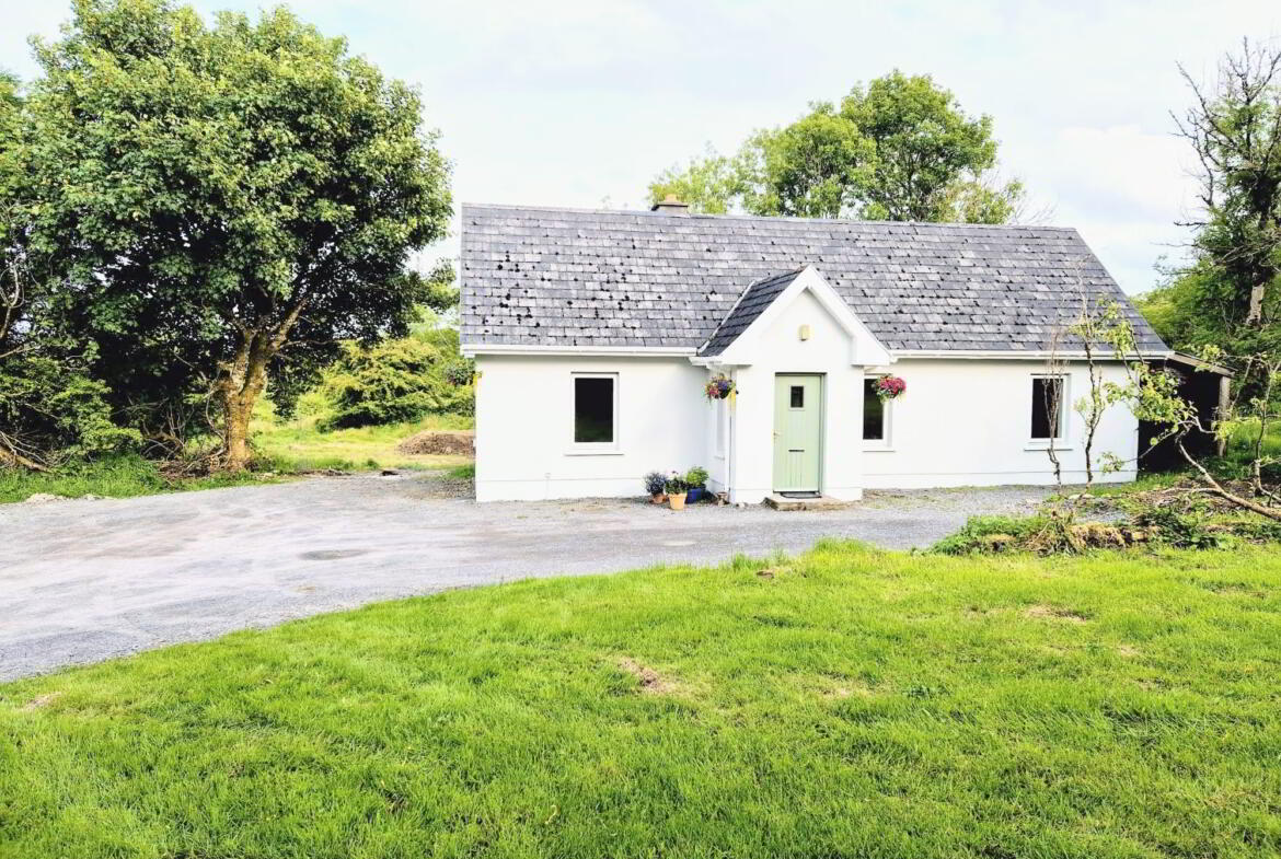Largy Cottage 3 of 29