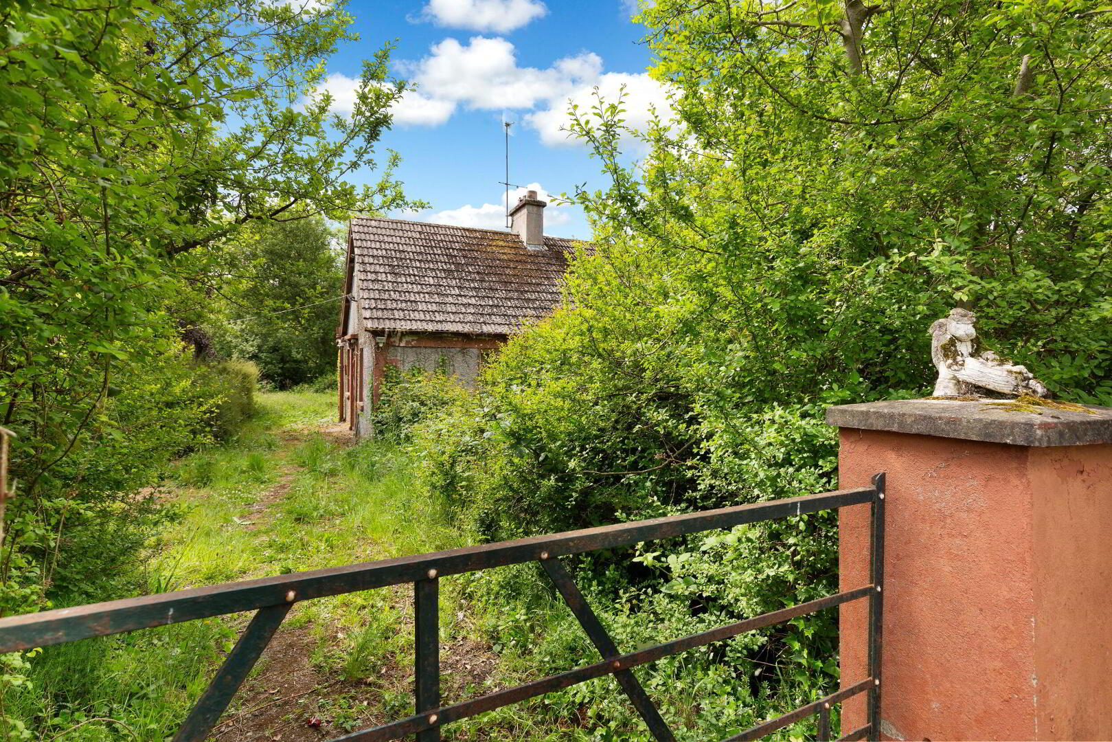 property description image