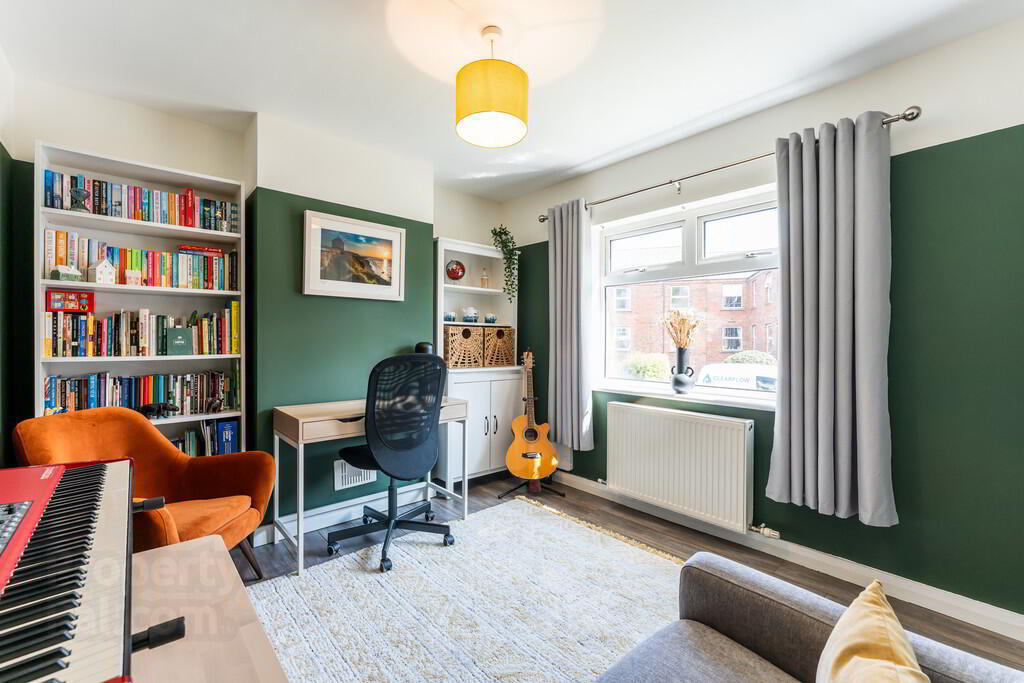 28 Wandsworth Gardens 3 of 22