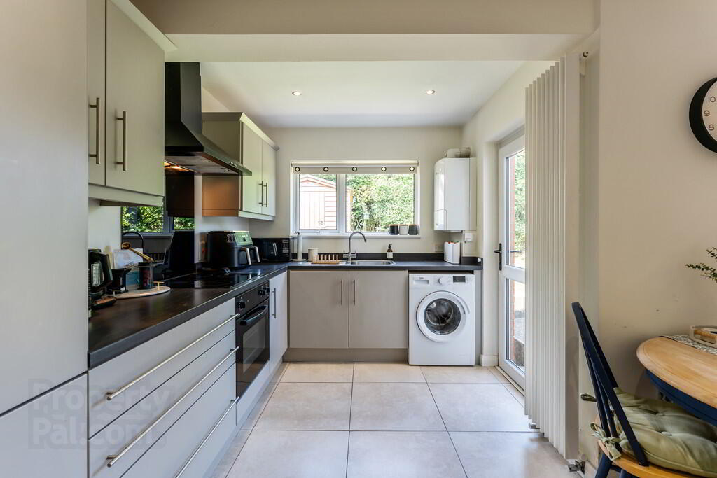 28 Wandsworth Gardens 10 of 22