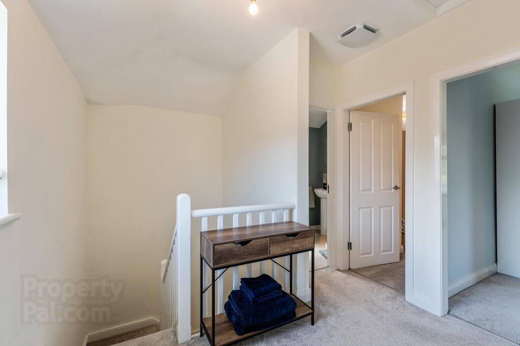 28 Wandsworth Gardens 12 of 22