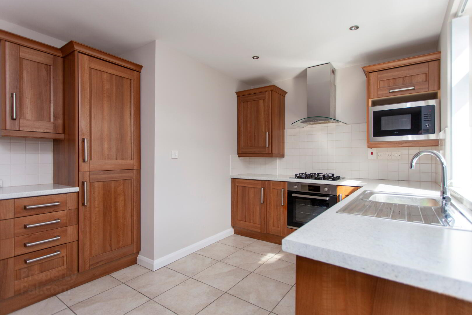 Apartment 5, 162 Beersbridge Road 3 of 5