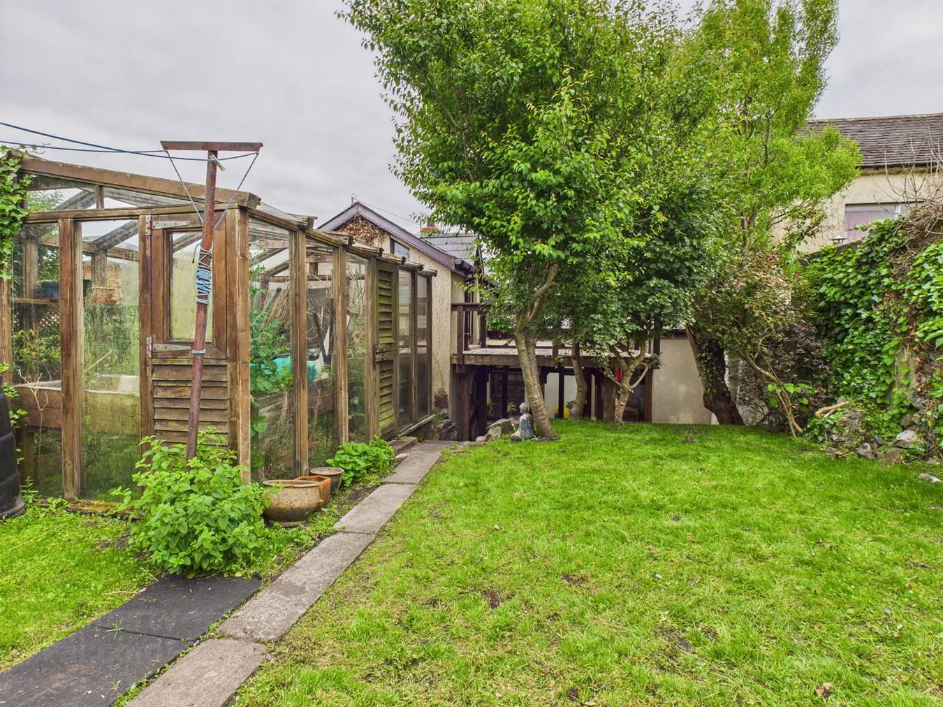 3 Talbot Place 33 of 38