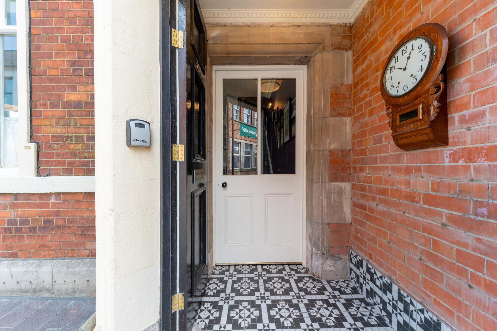 The Old Bank, 36a The Square 6 of 55