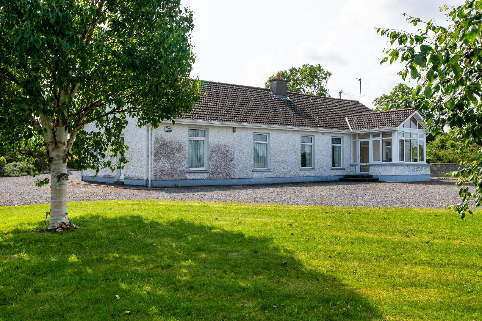 property description image