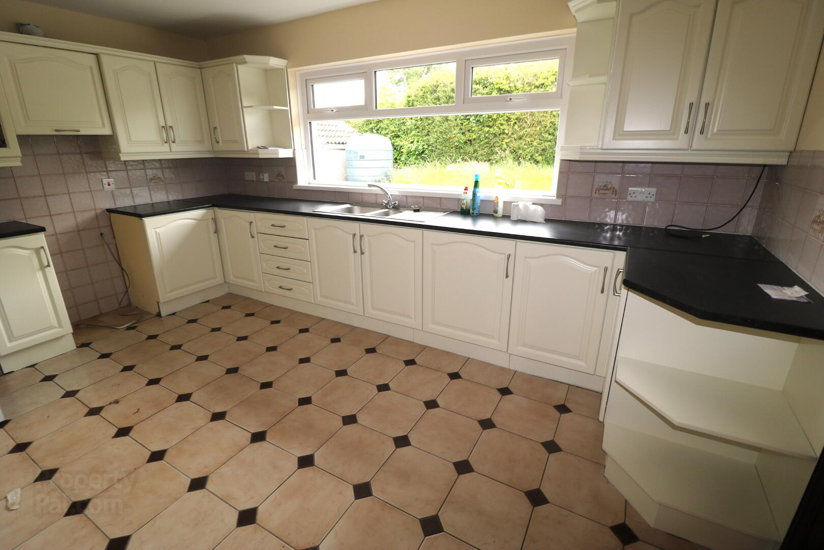 170a Largy Road 5 of 15