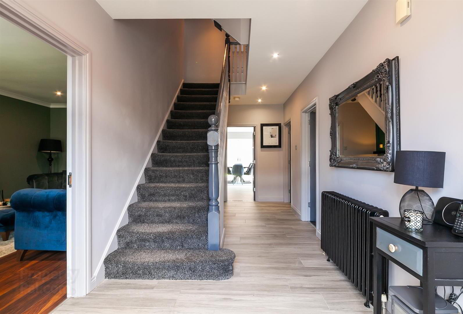 41 Russell Court 3 of 36