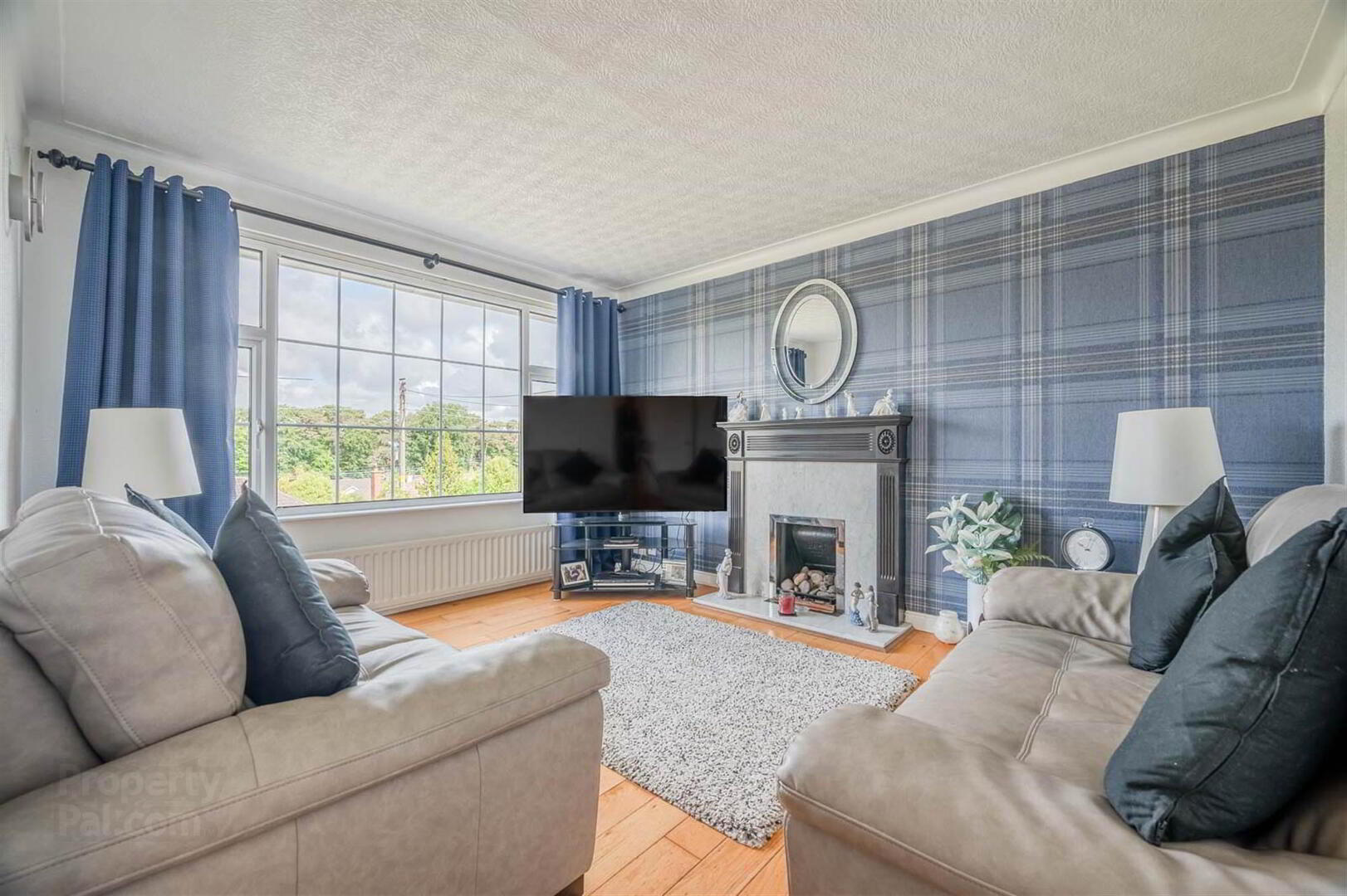 6 Seymour Avenue 7 of 24