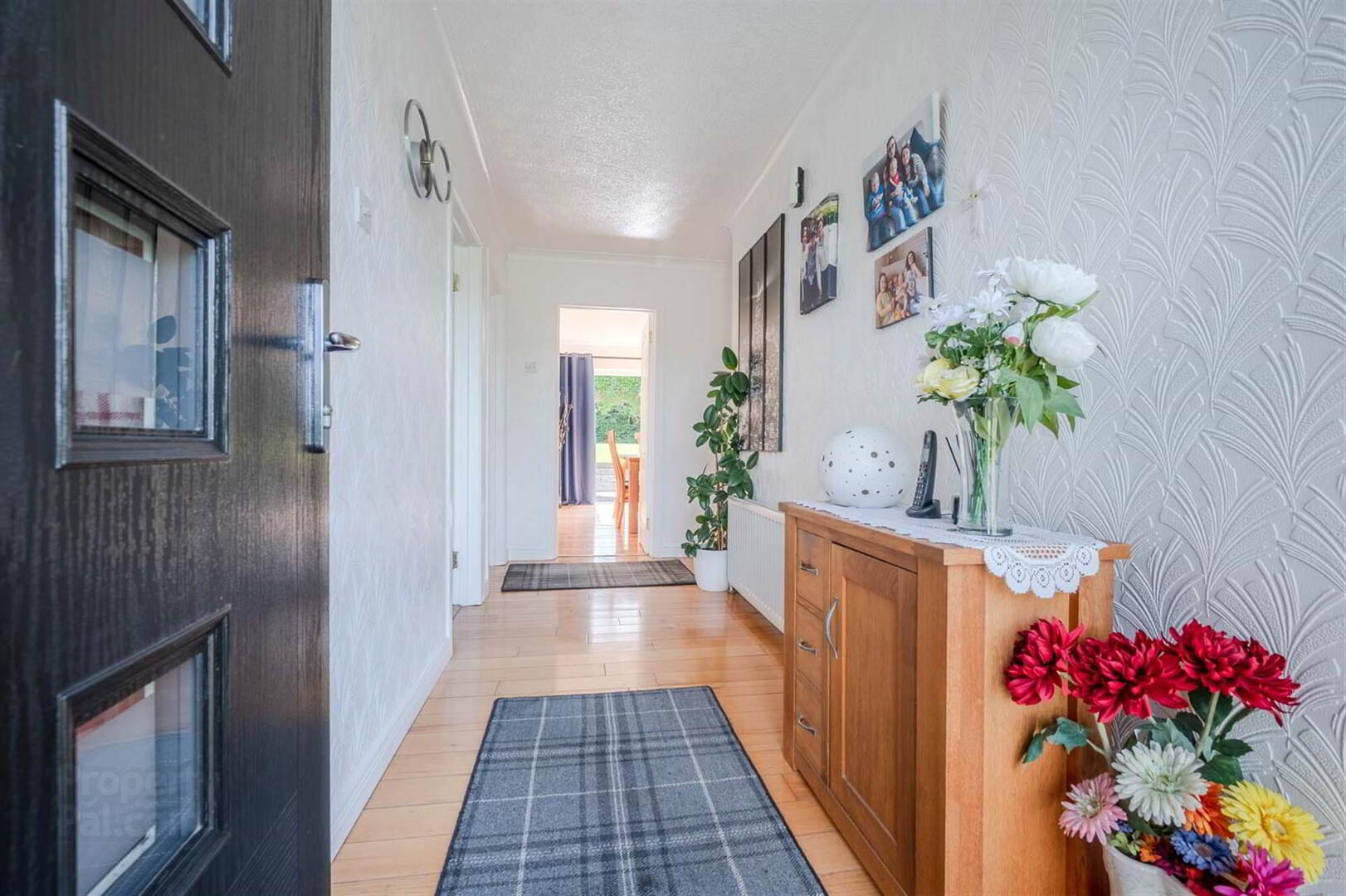 6 Seymour Avenue 5 of 24