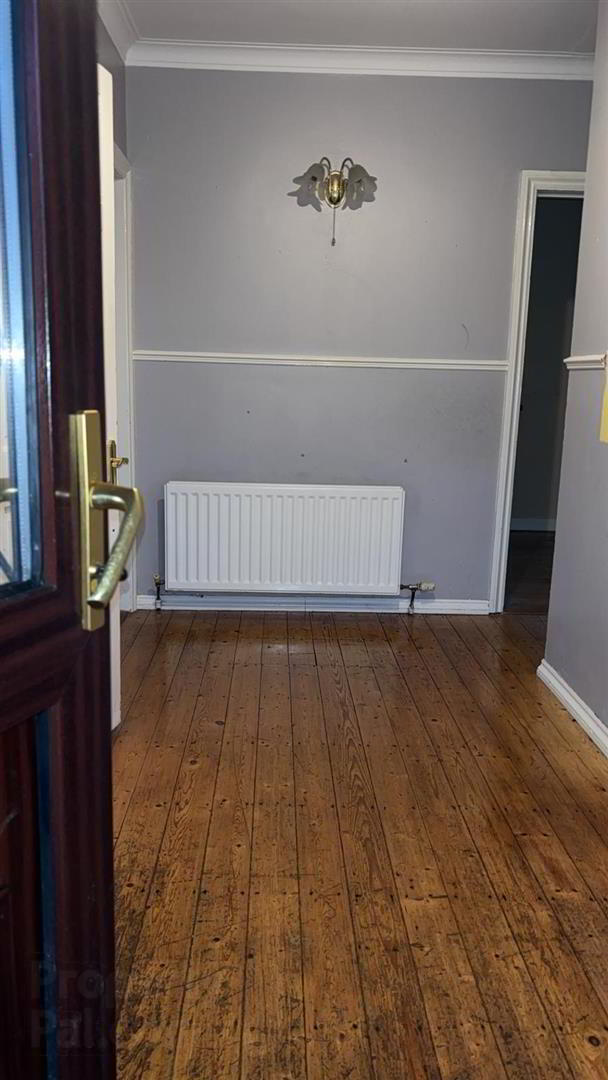 54 Barnfield Road 4 of 48