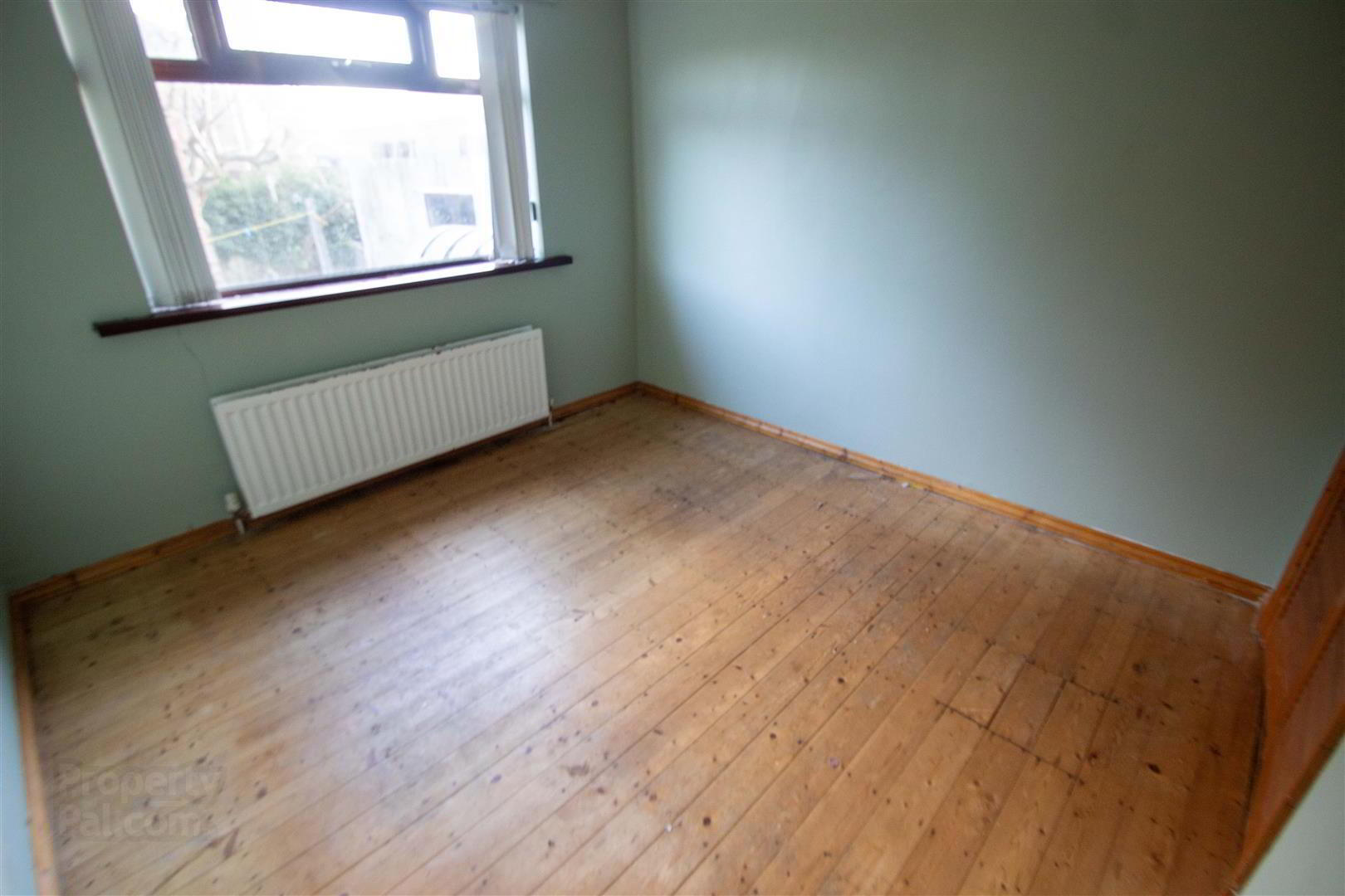 54 Barnfield Road 24 of 48