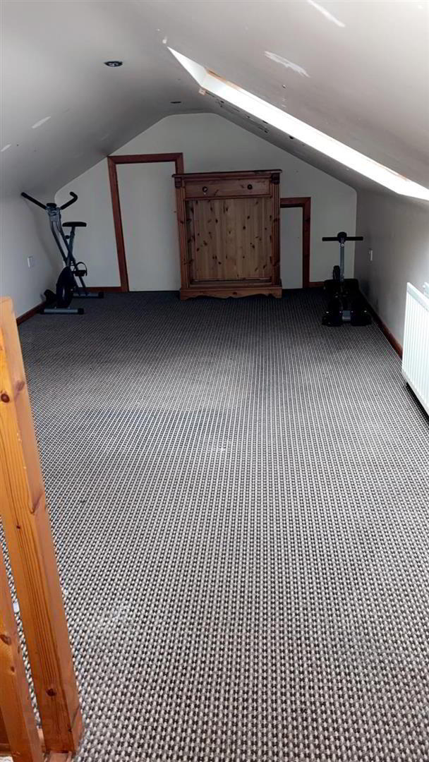 54 Barnfield Road 32 of 48