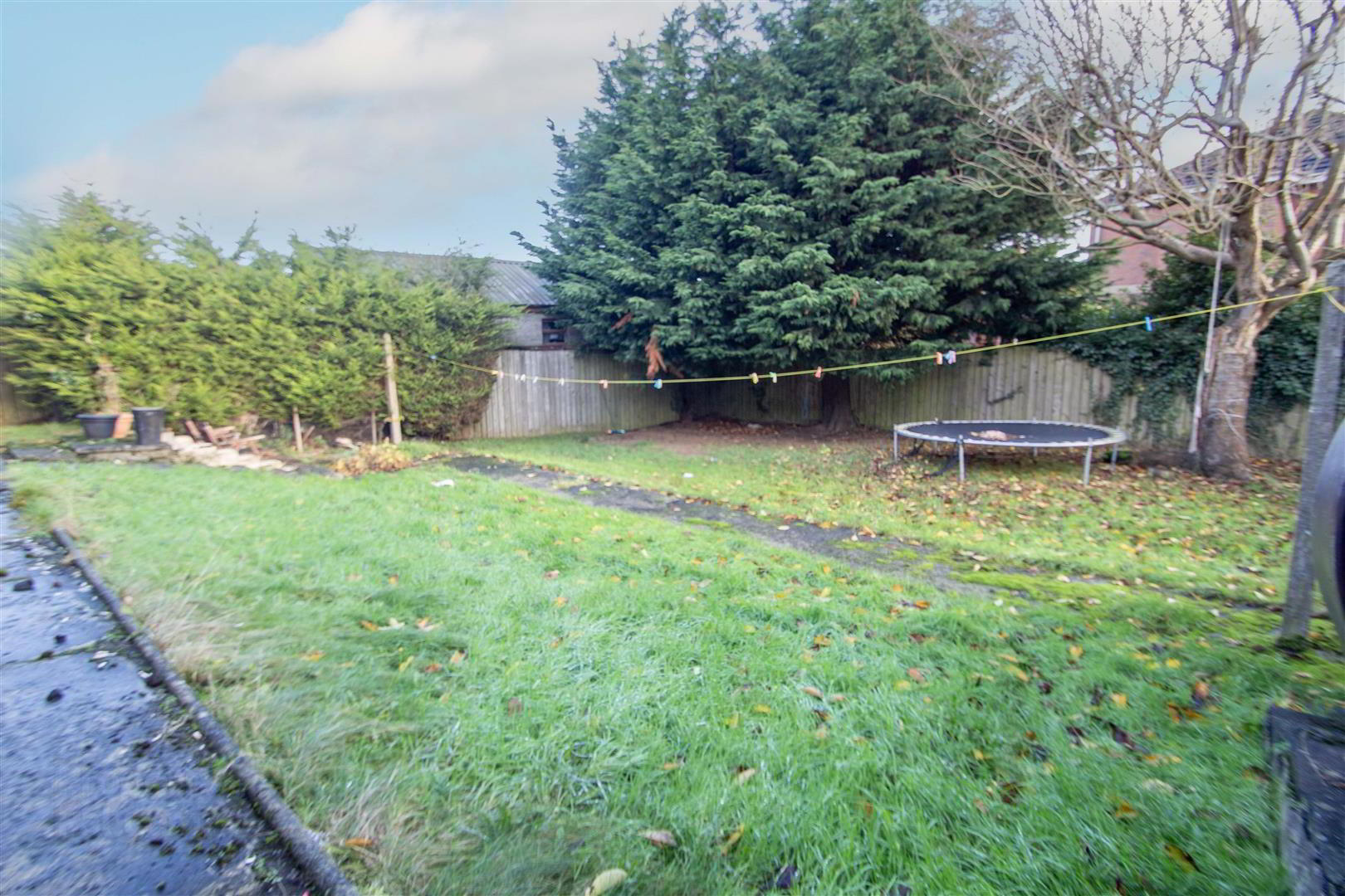 54 Barnfield Road 34 of 48