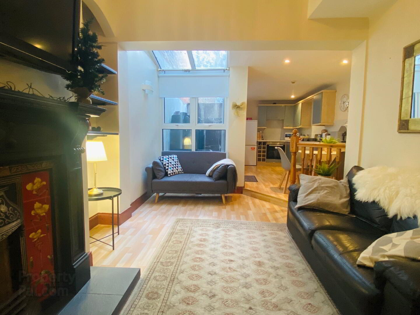 Room 2, 3 Sandhurst Gardens 4 of 13