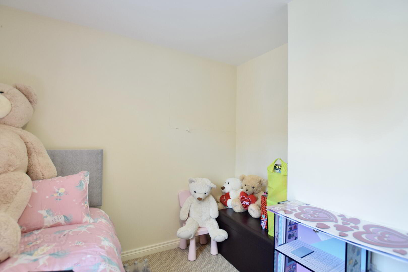 2 Molesworth Court 9 of 11