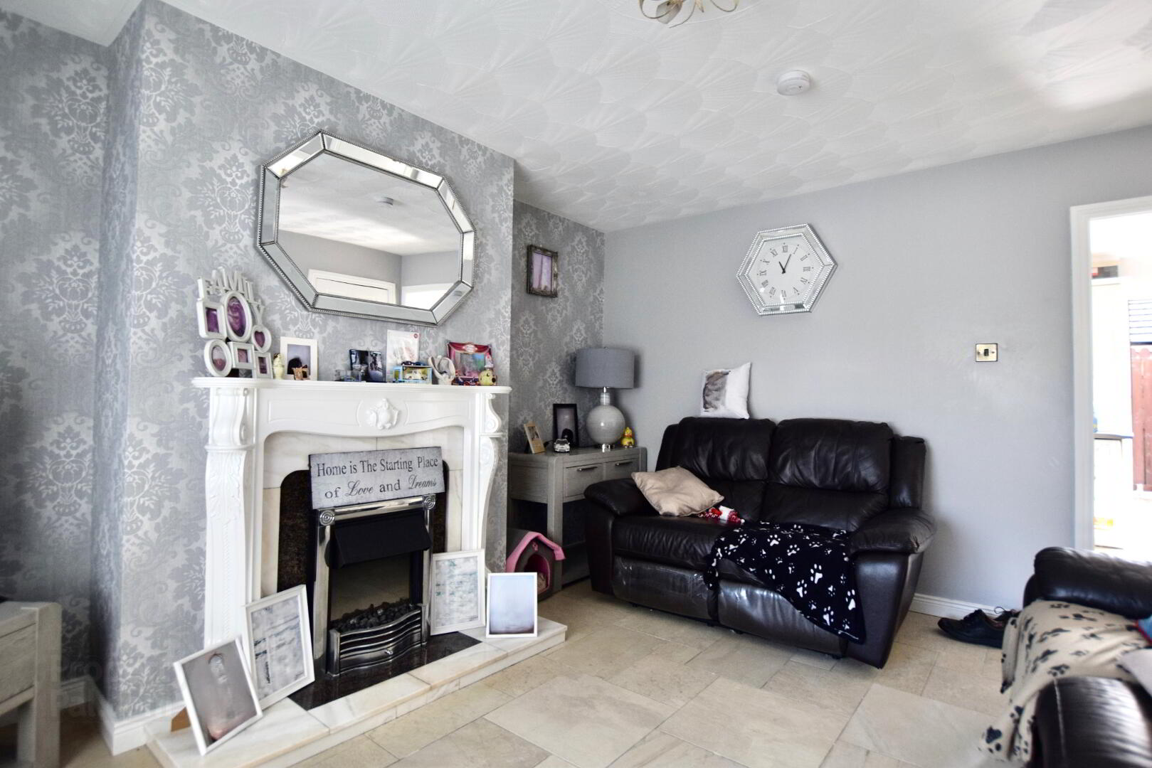 2 Molesworth Court 3 of 11