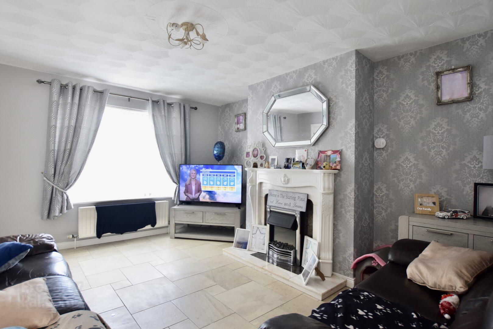 2 Molesworth Court 4 of 11