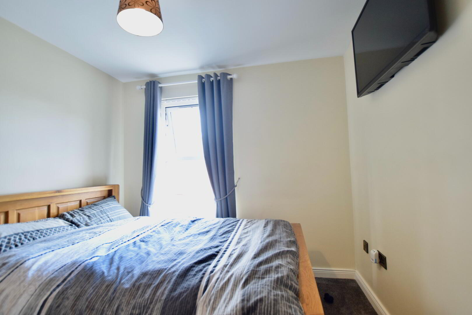2 Molesworth Court 7 of 11