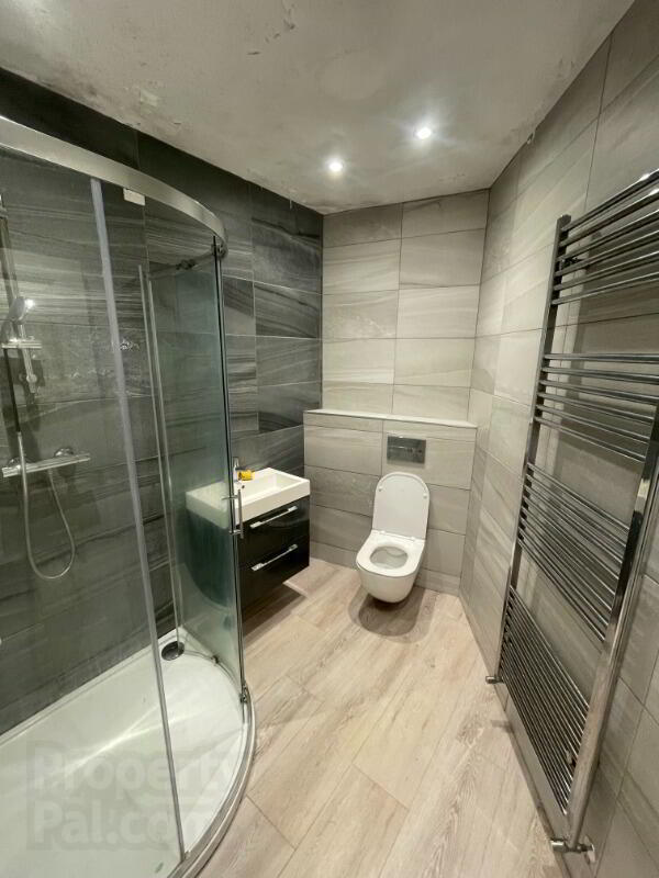 Apt 1, 34 Lisburn Road 4 of 5