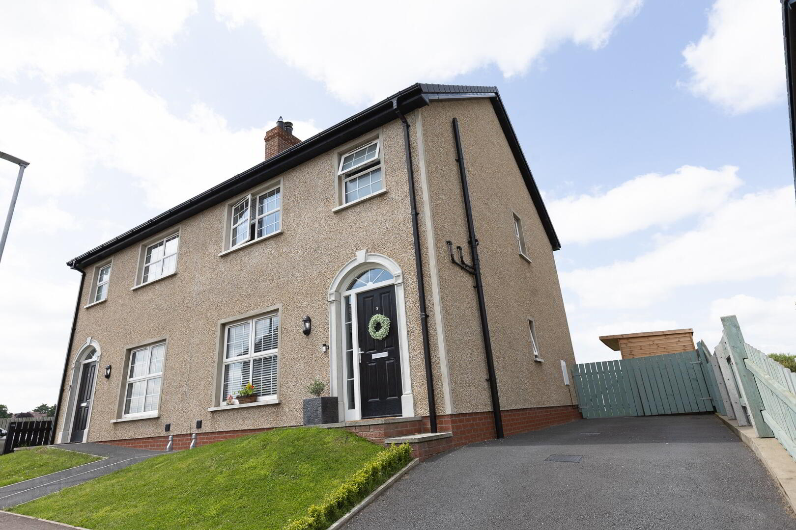 property description image