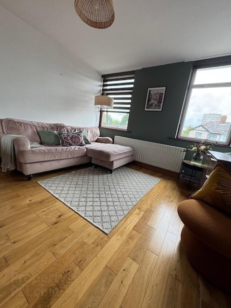 property description image